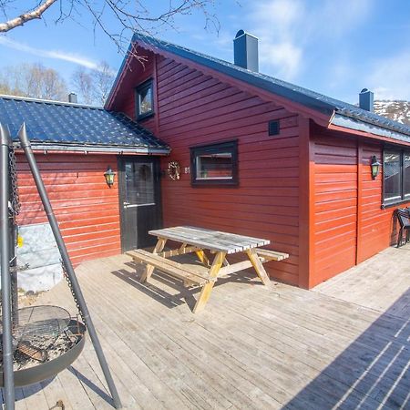 Fidjeland Holiday Home Sinnes Exterior photo